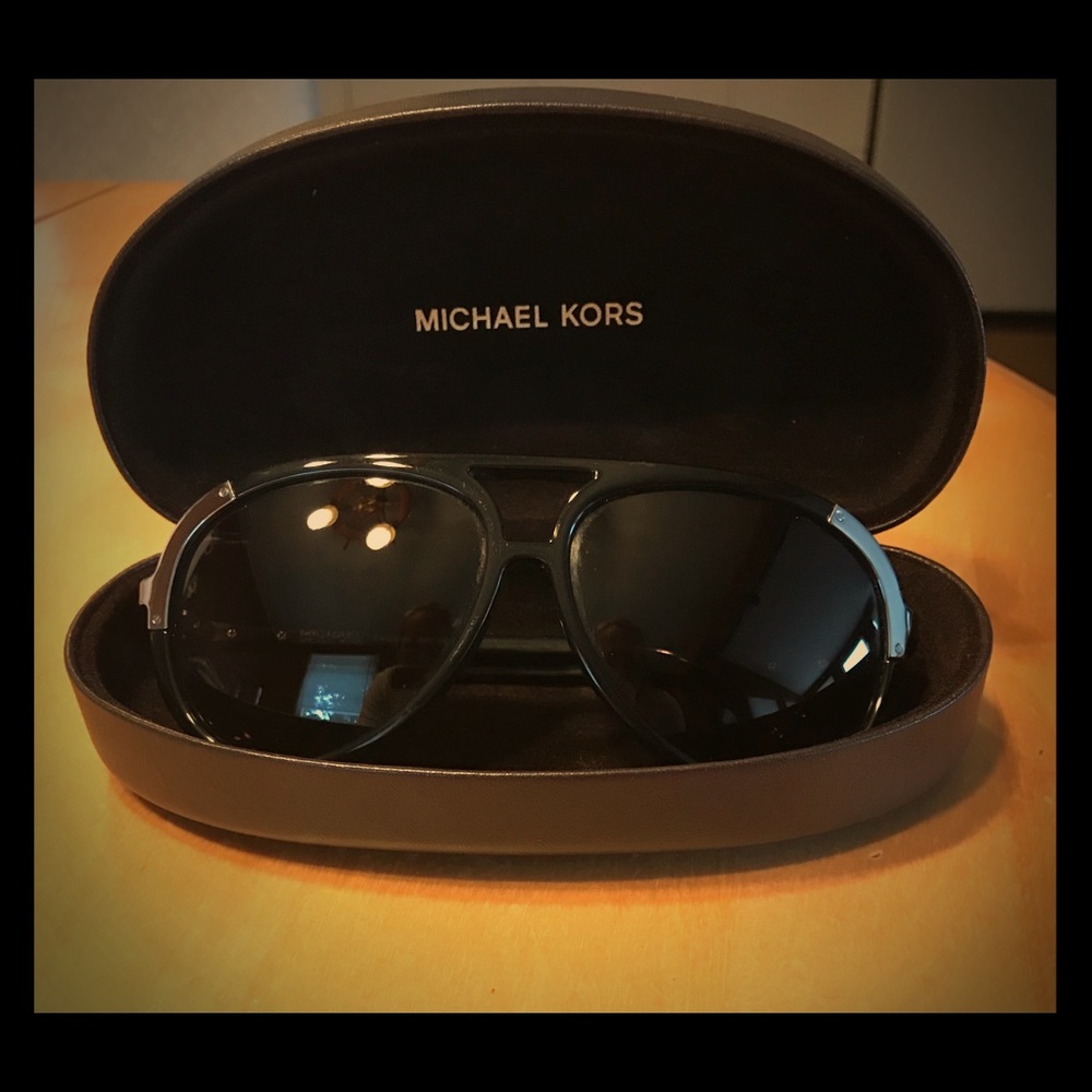 Michael Kors Delaney aviator style sunglasses